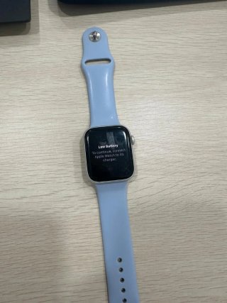 Vendo Apple Watch SE en excelente estado.