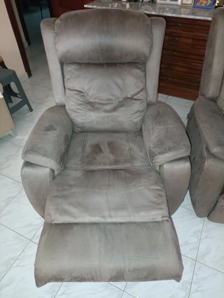 2 Sillones de antelina Gris.