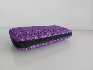 Cartera crochet morada nueva