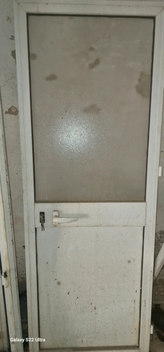 Puertas de aluminio blanco
