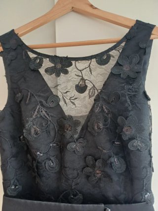 Vestido de fiesta seda gris y negro