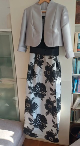 Vestido de fiesta seda gris y negro