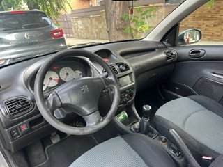 Peugeot 206 2004