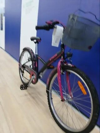 bicicleta Btwin infantil color negra