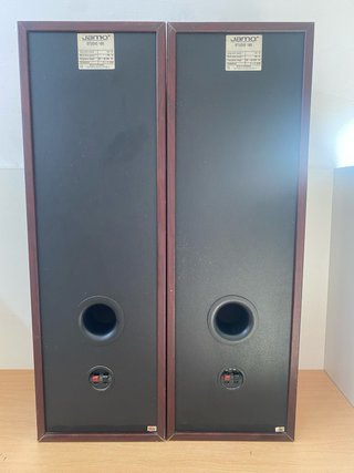 Altavoces Jamo Studio 180