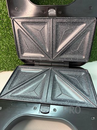 Cecotec Sandwichera Rock’nToast Combo