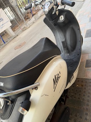 Moto Scooter SYM Mio 50 Blanca