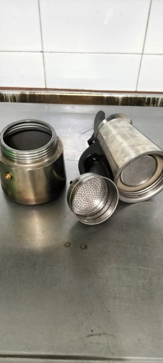 Cafetera italiana de acero inoxidable