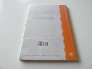 CIEN EJERCICIOS RESUELTOS DE MACROECONOMÍA I (UNED