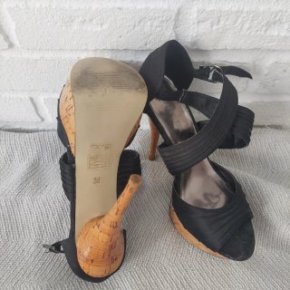 Tacones plataforma negros