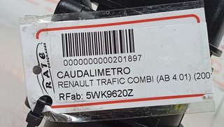 CAUDALIMETRO RENAULT TRAFIC COMBI (AB 4.01) 6 - plazas, acristalado parcial 2,9t   Combi corto