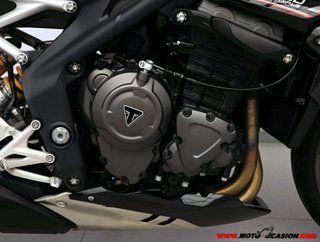 TRIUMPH SPEED TRIPLE 1200 RS