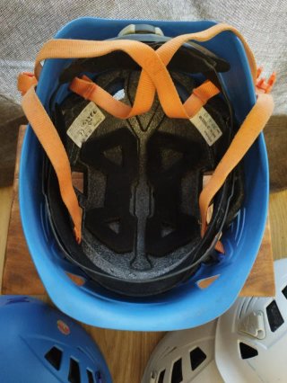 Cascos Escalada Simond 54-61 cm (unidad)