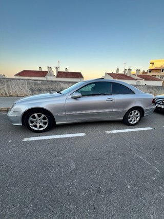 Mercedes-Benz  CLK 2005