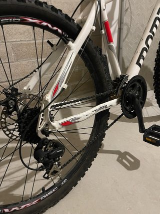 GT Avalanche 2.0 MTB Bicicleta Montaña