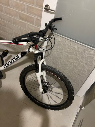 GT Avalanche 2.0 MTB Bicicleta Montaña
