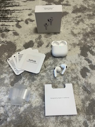 Airpods 4 ANC