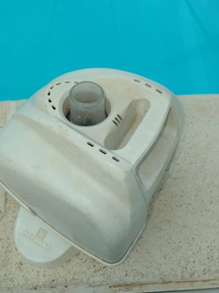 Robot Hayward Navigator Piscina