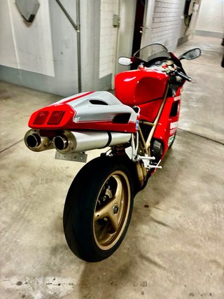 Ducati 996 Tamburini Roja y Blanca