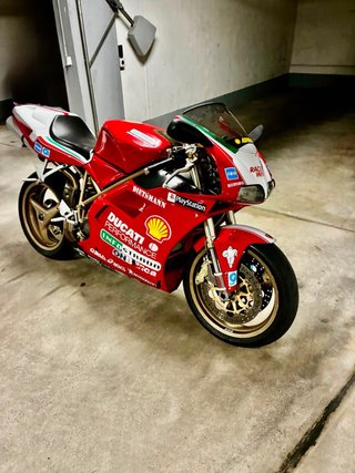 Ducati 996 Tamburini Roja y Blanca