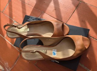 Lodi Peep Toe Camel