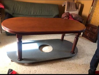 Mesa de madera hecha a medida por carpintero