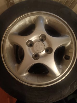 Llantas Honda 5 radios en 14" 4x100