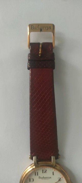 Reloj Burberrys of London Dorado Vintage