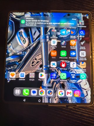 Honor Magic V2