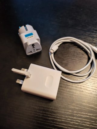 Honor Magic V2
