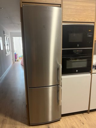 Nevera Combi Electrolux 2m