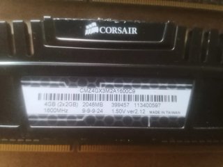 Memoria RAM 2GB DDR3 1600MHz
