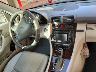 Mercedes-Benz Clase C 2001