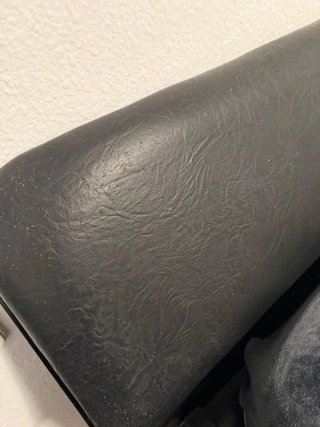 Cama doble con cabecero de piel sintética