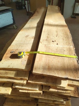 Tablas y tablones de pino
