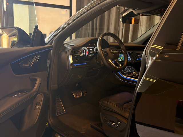Audi Q8 SQ8 Plus TFSI 373kW quattro tiptronic