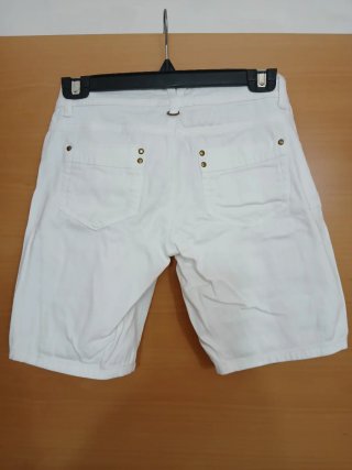 4 shorts 2 tops 2 camisetas (Talla M)