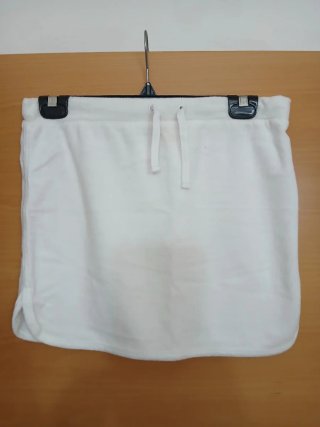4 shorts 2 tops 2 camisetas (Talla M)