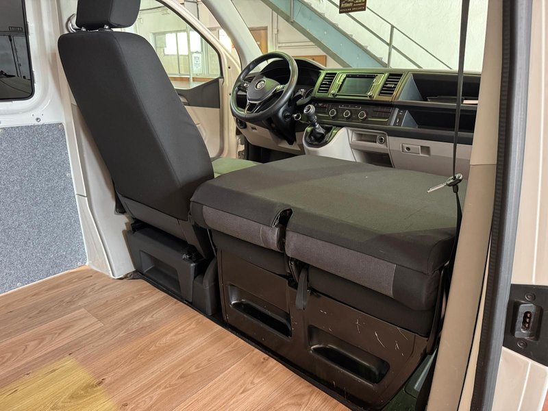 Volkswagen Transporter 2016, foto 9