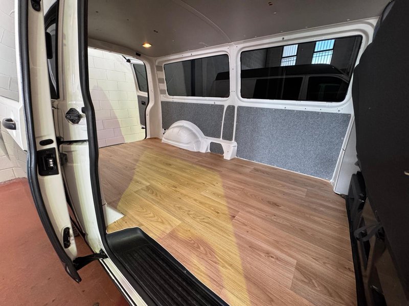 Volkswagen Transporter 2016, foto 11