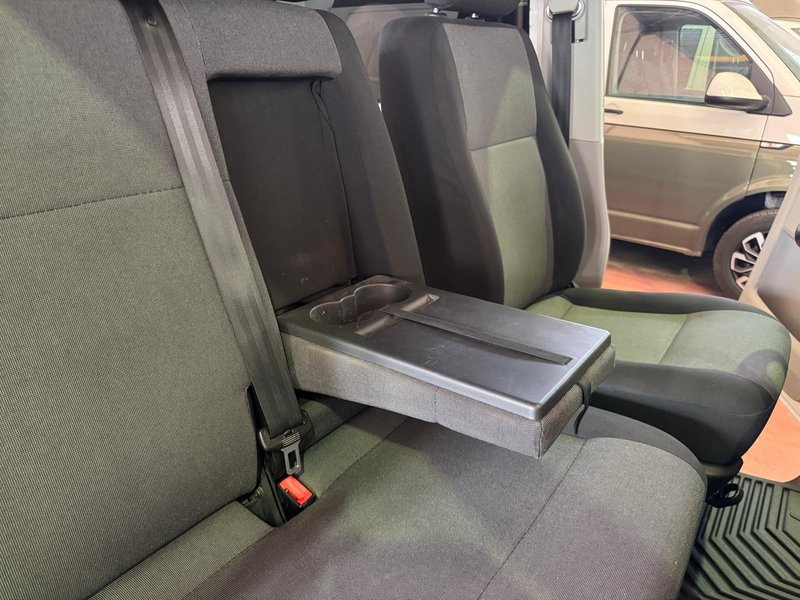 Volkswagen Transporter 2016, foto 16