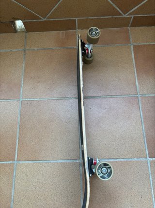 Longboard con diseño urbano