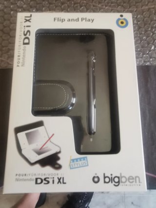 Funda Nintendo DSi XL Bigben Flip and Play
