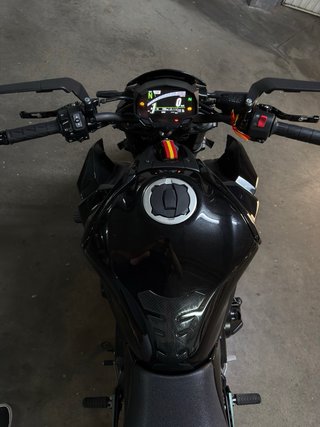 Kawasaki Z900 | Negra Completa | Muchos extras
