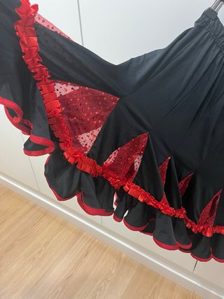 Falda de baile de salón negra y roja
