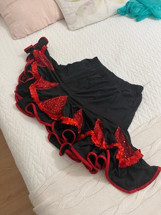 Falda de baile de salón negra y roja