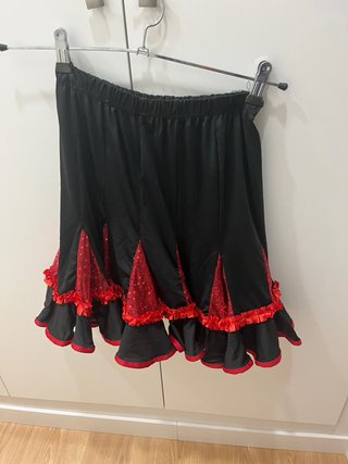 Falda de baile de salón negra y roja