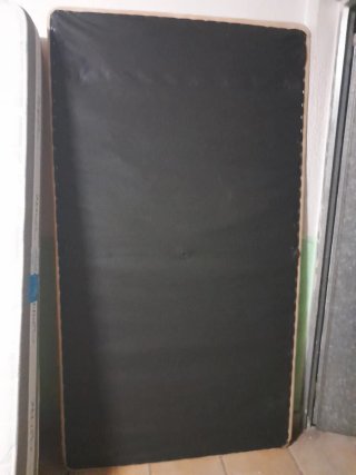 Base Cama Sumiel Negra