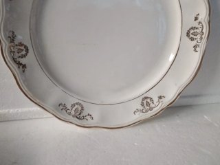 Piatto da portata in porcellana vintage