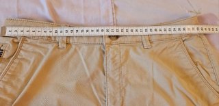 Pantalón chino Esprit beige
